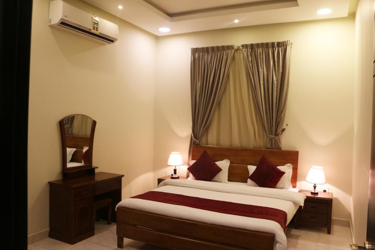 Ejaz Hotel Apartments Riaad Buitenkant foto